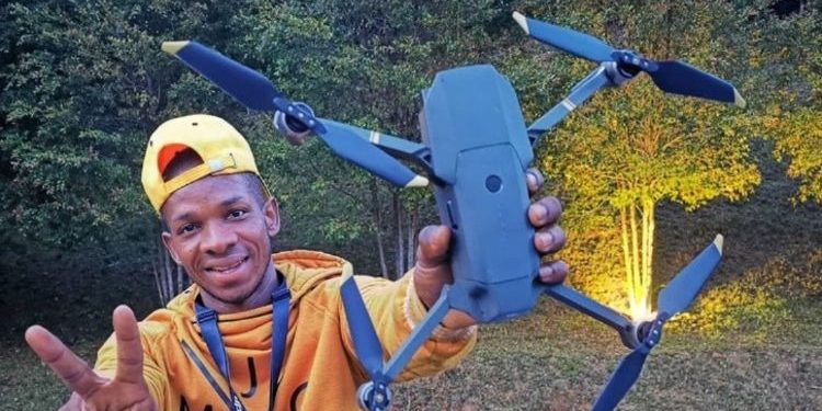 Un chocoano será piloto del primer dron que viajará a Marte.