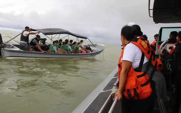 Codechocó inició operativos de control y vigilancia en alta mar durante la temporada de ballenas en el pacífico chocoano