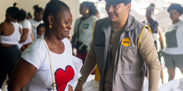 13,5 toneladas de alimento de la Fundación Éxito se entregaron en Norte de Santander y Chocó a damnificados por emergencia invernal